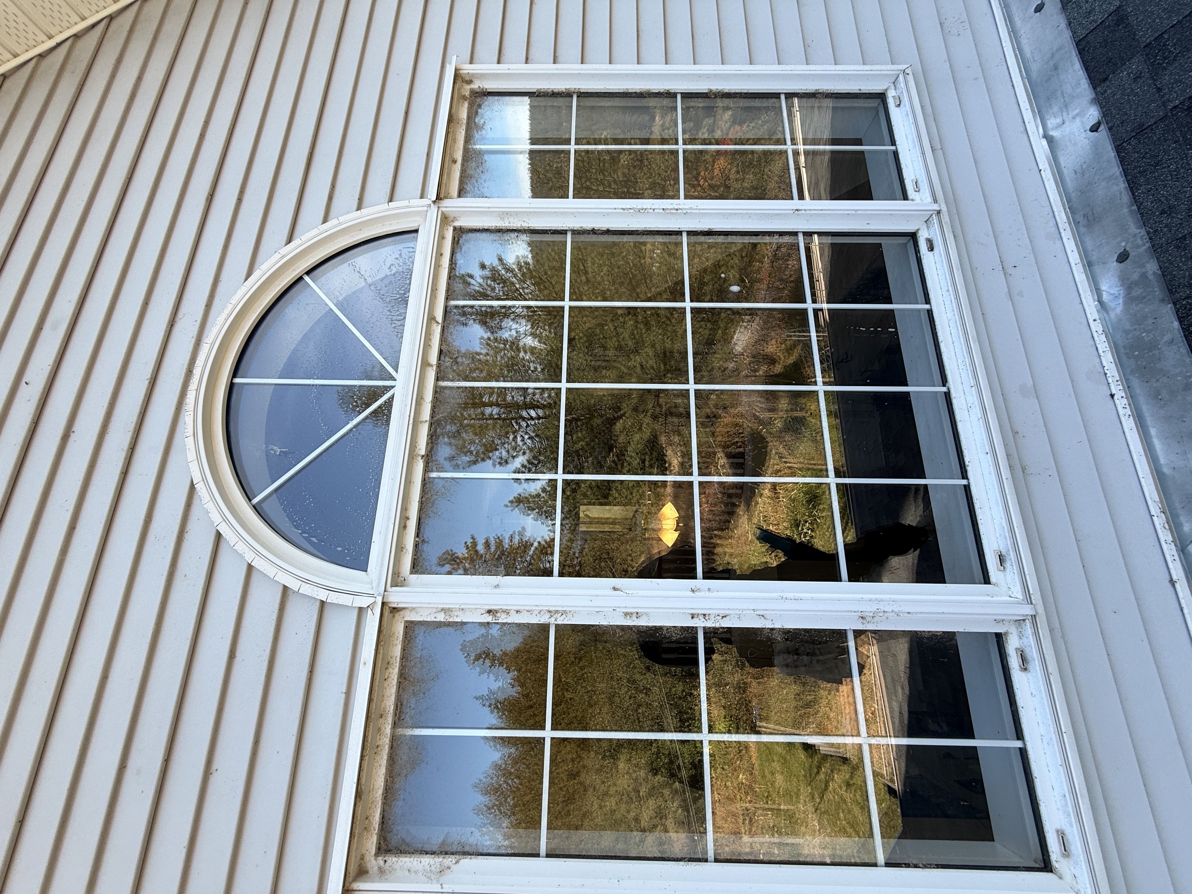 Residential Window Cleaning - Kelowna - Before