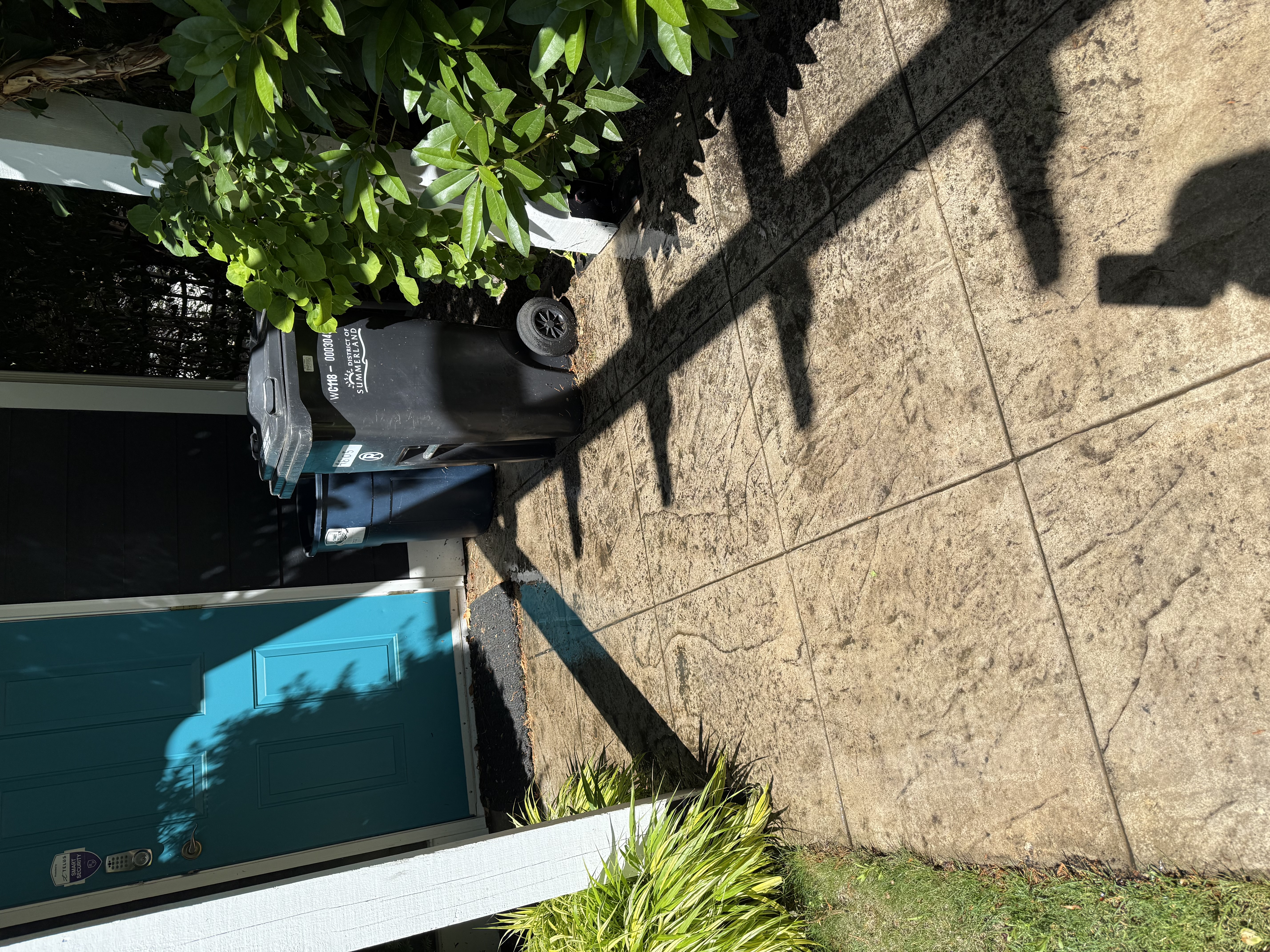 Residential Pressure Washing - Kelowna - Before